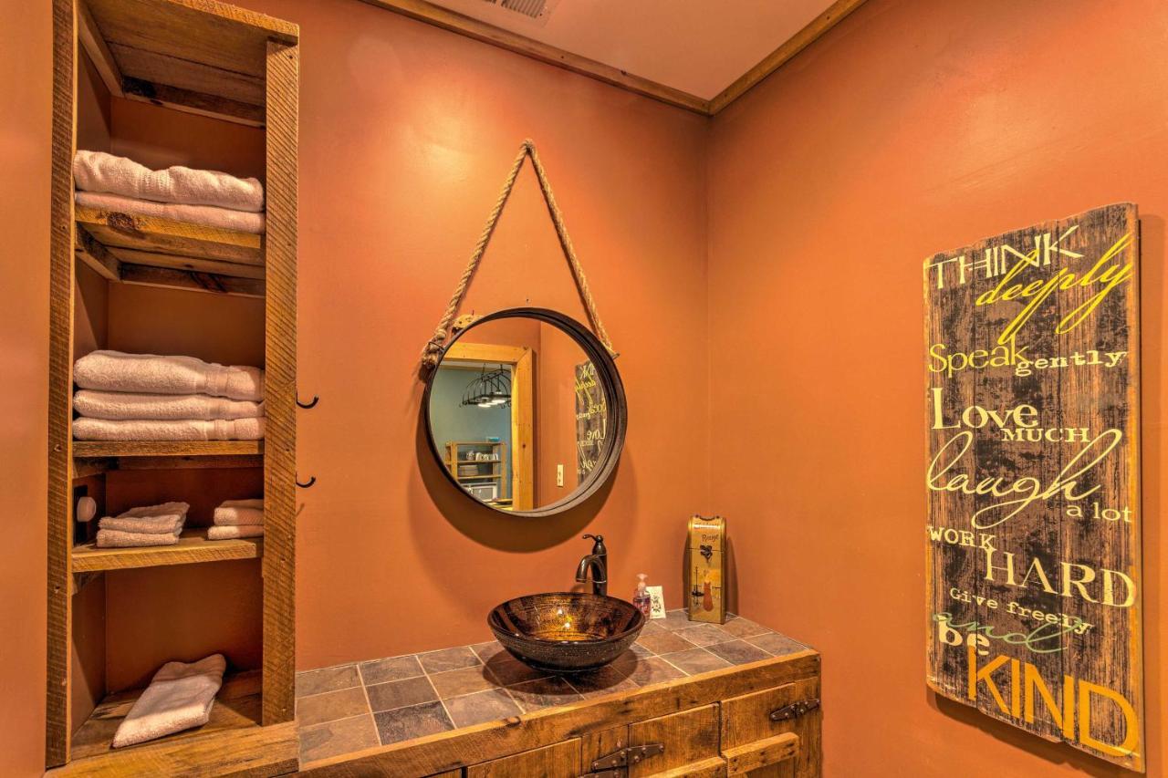 Pet-Friendly Blue Ridge, Cherokee Forest Retreat! Greeneville Exterior foto